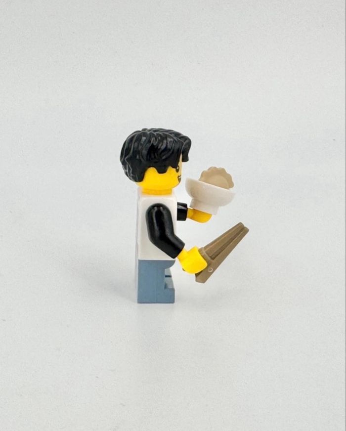 Lego Figurines Nouvel An Chinois : Garçon / Enfant et son bol de Ravioles - NEUF - photo numéro 5