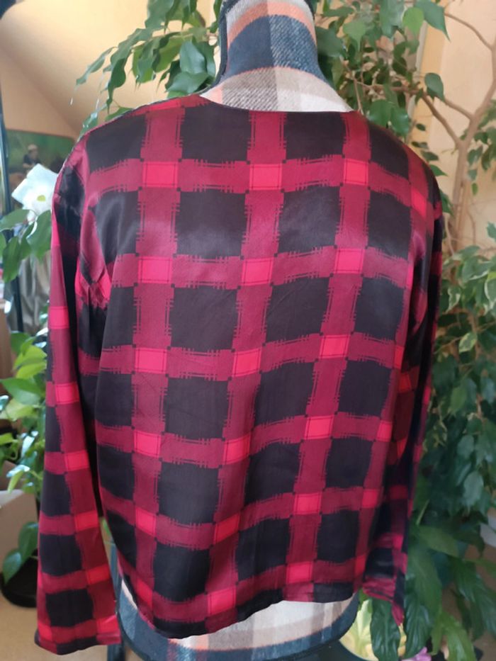 Chemisier à carreaux rouge et noir - photo numéro 4