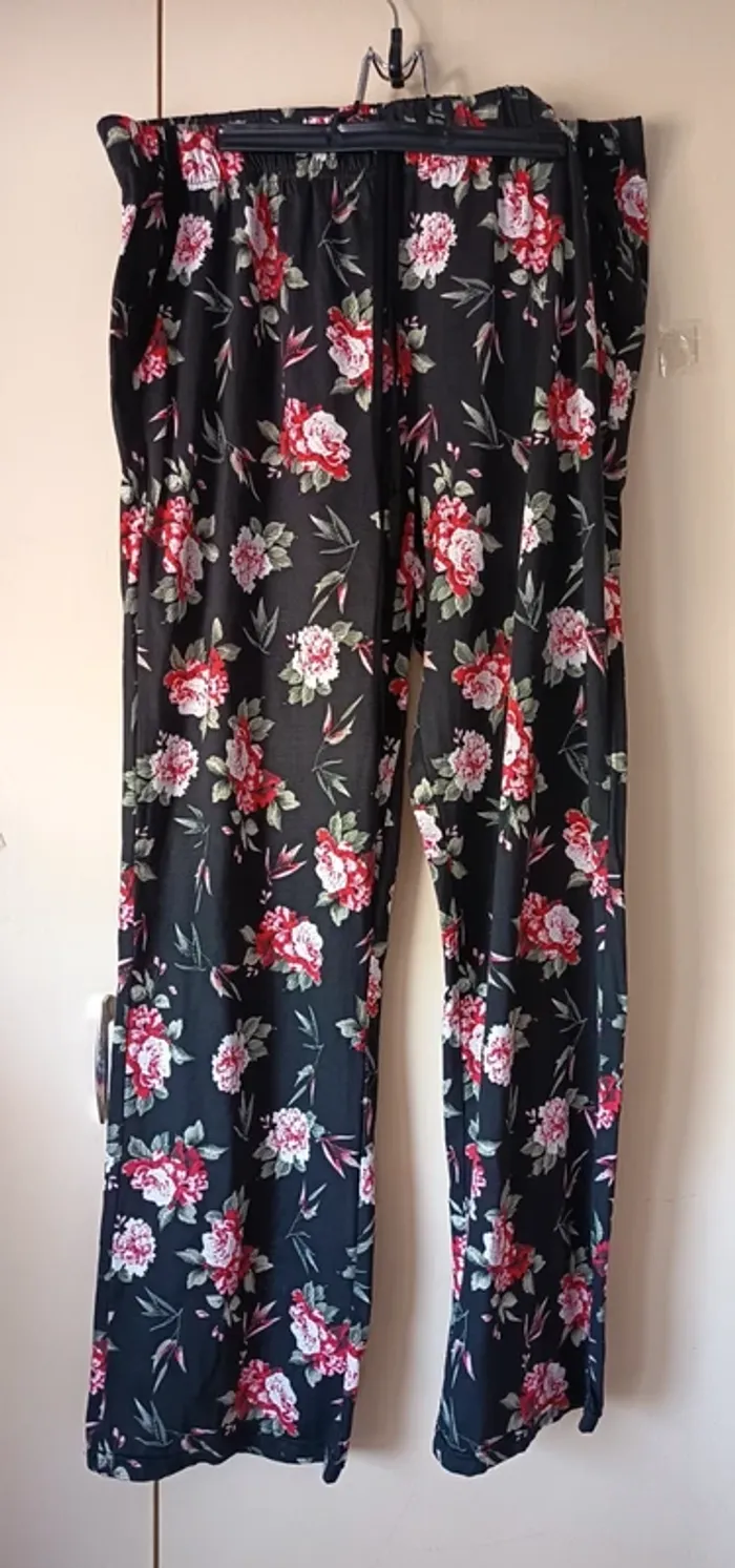 Pantalon femme fleuri (972)