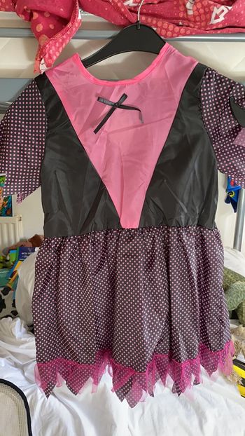 Robe sorcière avec chapeau