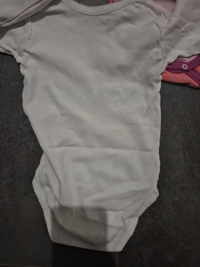 Lot de bodies manches longues fille 12 mois - photo numéro 7