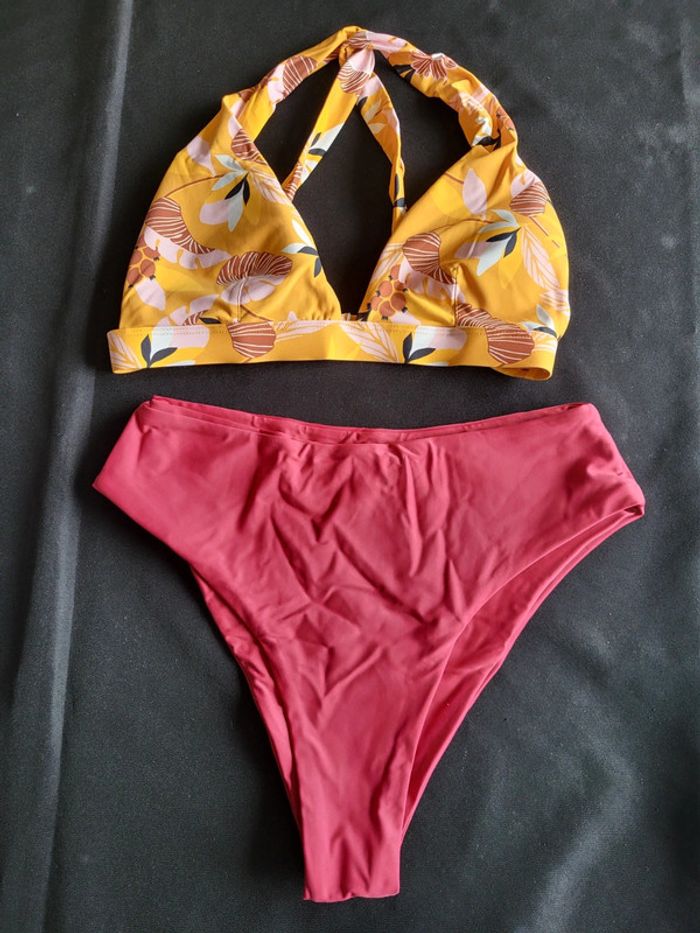 Maillot de bain 2 pièces taille S - photo numéro 2