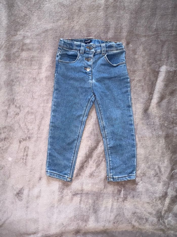 Lot de 3 jeans bébé 18 mois en très bon état - photo numéro 3