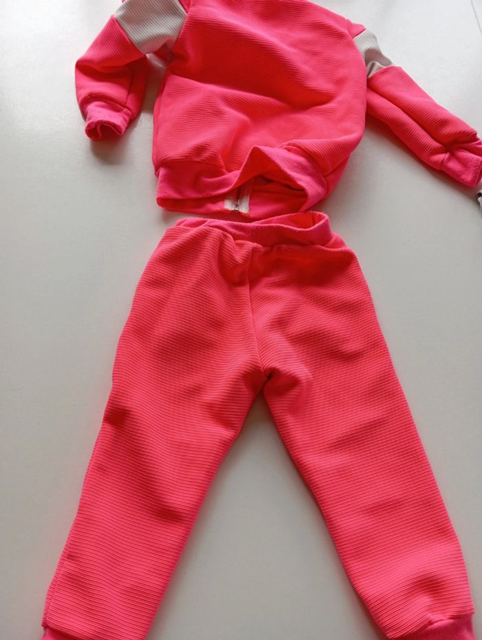 Ensemble jogging et veste chicaprie 18 mois - photo numéro 5