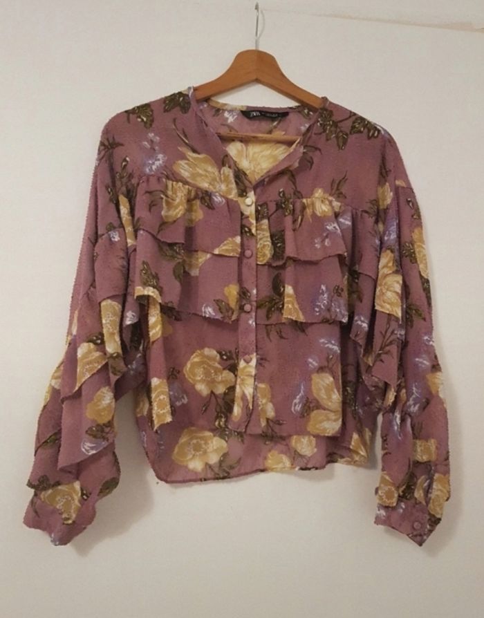 🌸 Chemisier fleuri à volants – Zara – Taille L 🌸