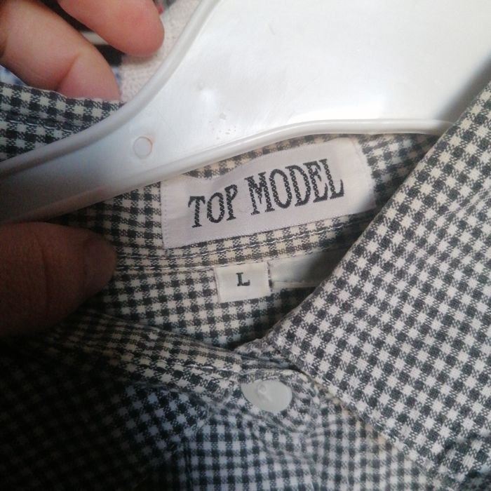 Chemise grise - photo numéro 3