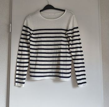 Pull fin