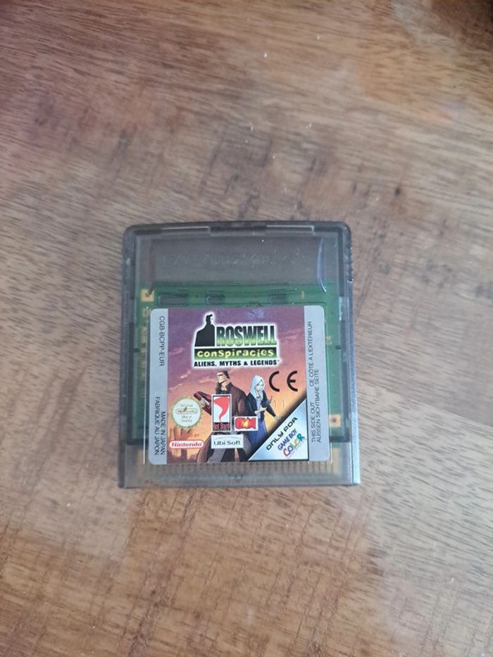 Roswell conspiracies gameboy