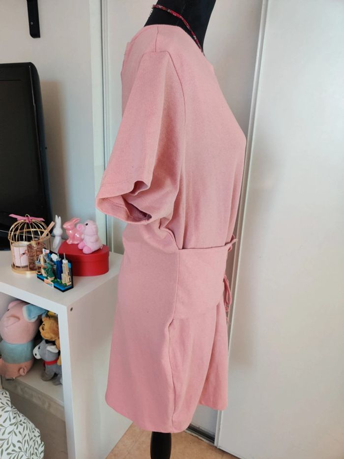 Robe matière tee shirt ceinturée - photo numéro 2