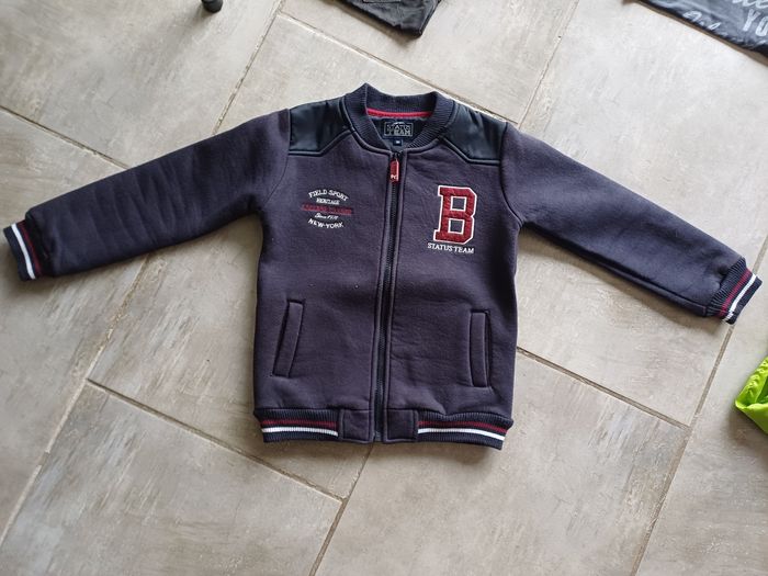 Lot 20 vetements hiver garçon 8 ans - photo numéro 6