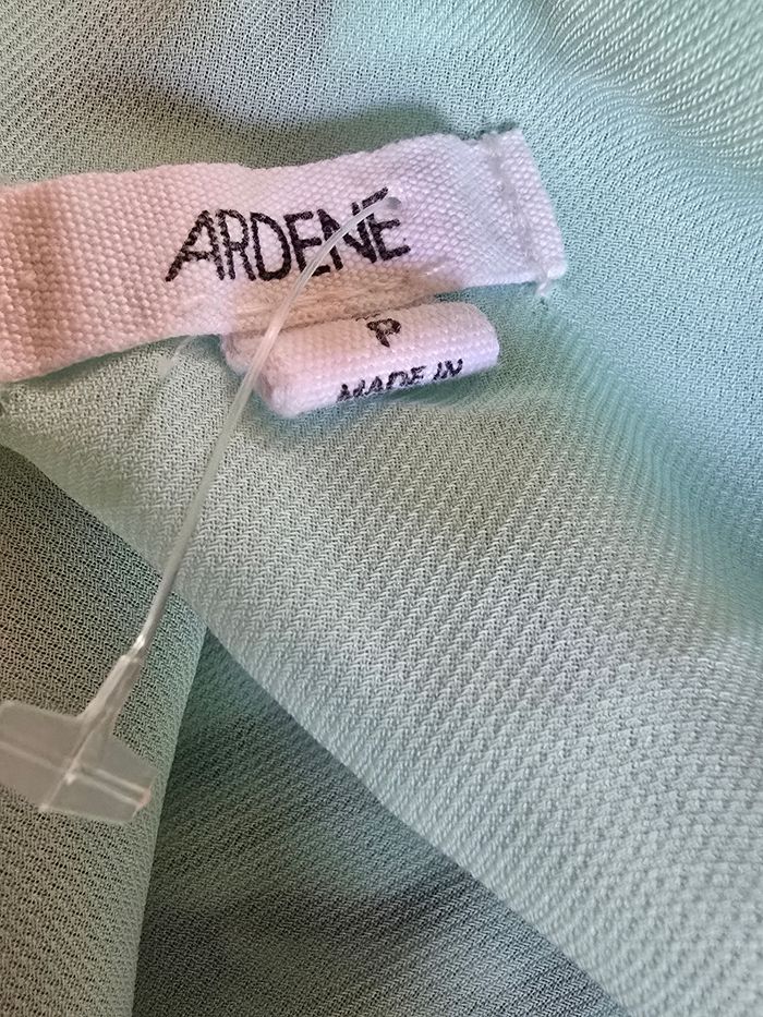 Débardeur neuf 🍒Ardene🍒taille 36/38 - photo numéro 5