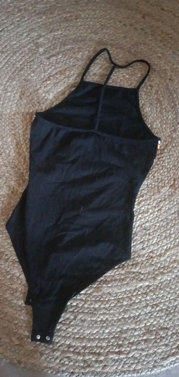 Body Femme Taille 36 TBE - photo numéro 2