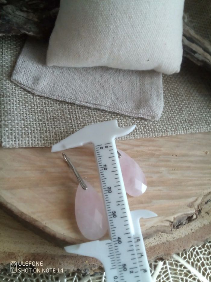 Boucles d'oreilles pierres naturelles de quartz rose - photo numéro 3