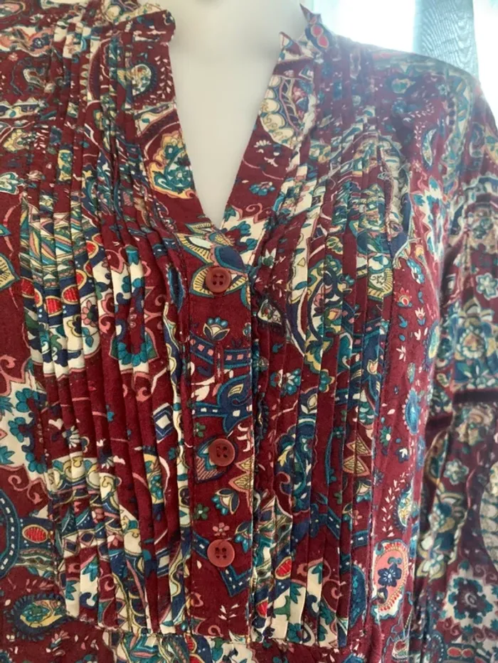 Blouse manches longues à motifs taille 44-46 - photo numéro 8