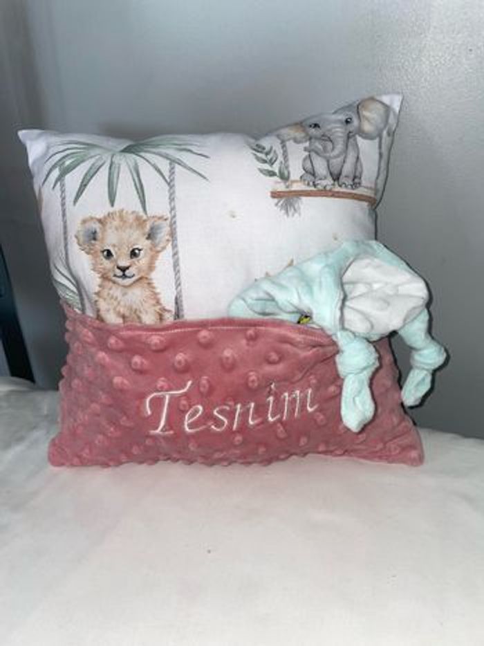 Coussin doudou