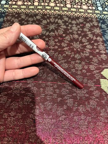 Crayon contour des lèvres Rouge Élixir