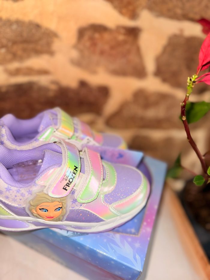 Basket Frozen lumineuse - photo numéro 7