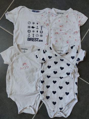 Lot body bébé fille