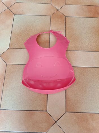 Bavoir en plastique récupérateur