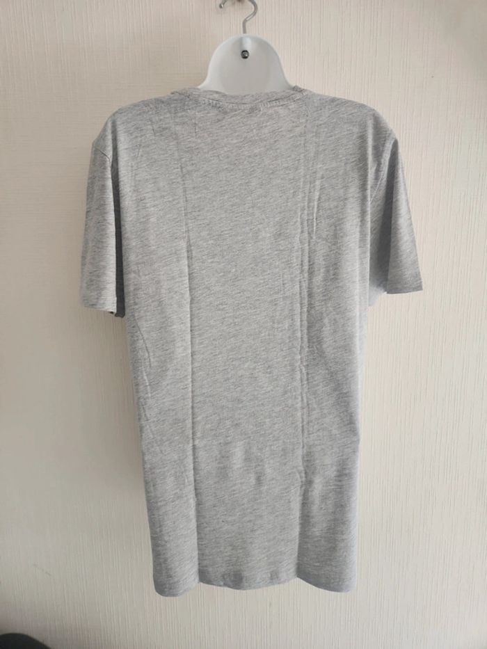 Tee-shirt gris motif cerf habillé XS neuf avec étiquette - photo numéro 7