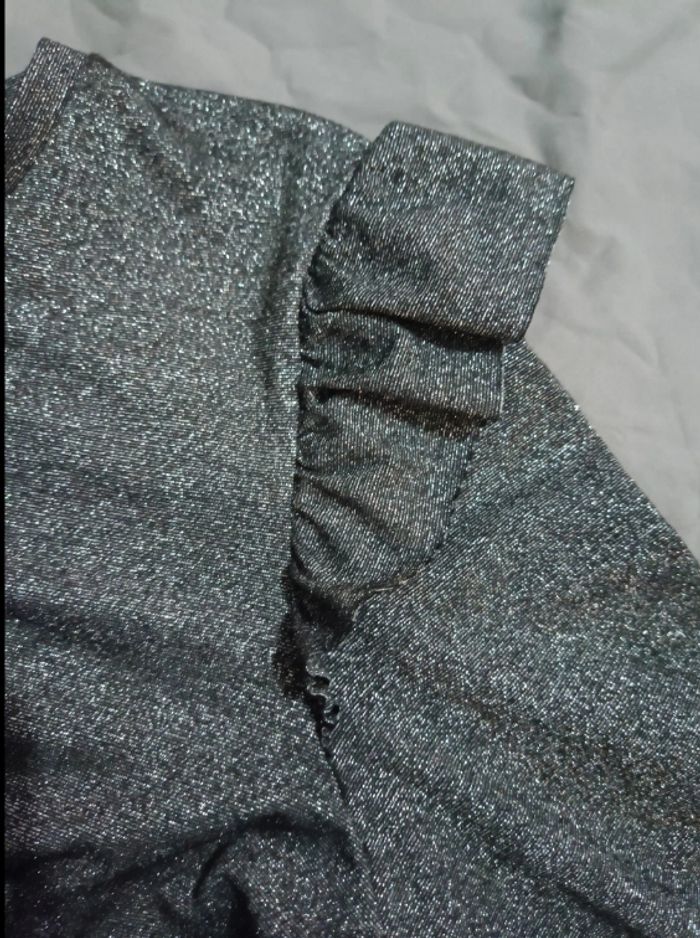 Haut brillant argenté - photo numéro 2