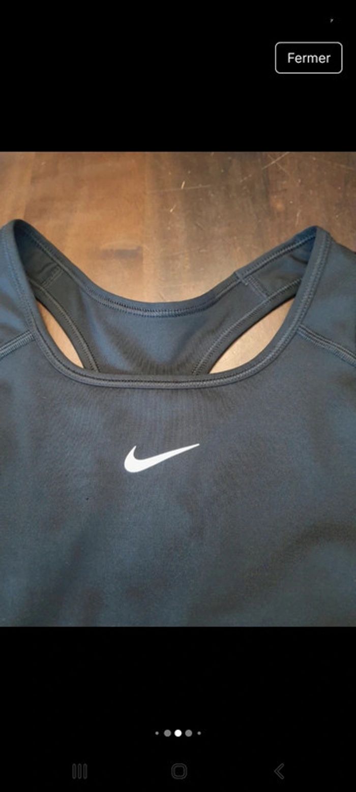 Brassière de sport Nike noire taille XS dry fit - photo numéro 8