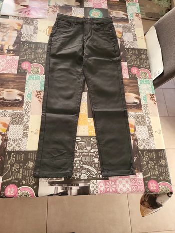 Pantalon simili 10/11 ans