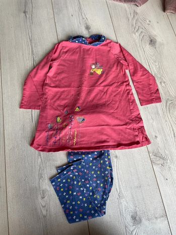 Très joli pyjama fin hiver fille 4 ans