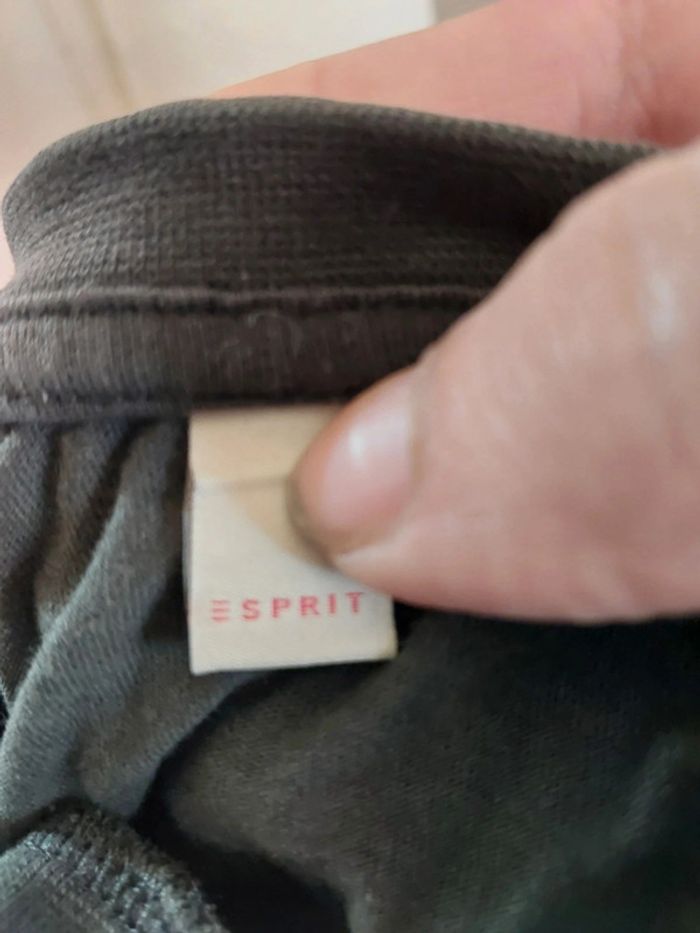 Tee-shirt noir Taille 8-9 ans - photo numéro 2