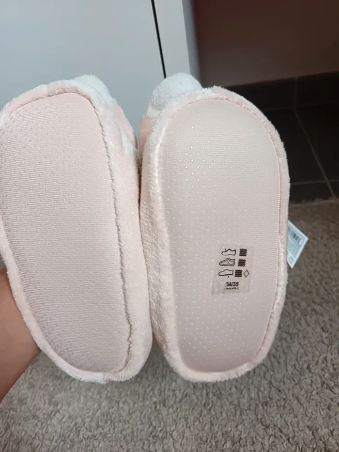 Chaussons Licorne tout doux 34 35 - photo numéro 4
