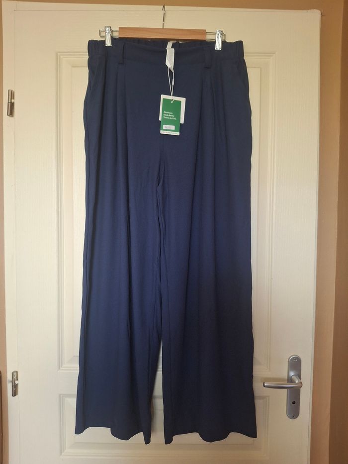 Pantalon large et fluide HALARA neuf marine XL - photo numéro 5