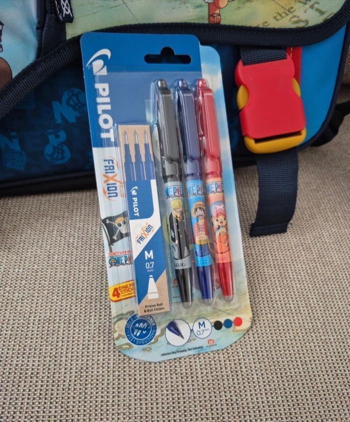 Cartable primaire 38 cm + stylo Pilot OnePiece neuf - photo numéro 3