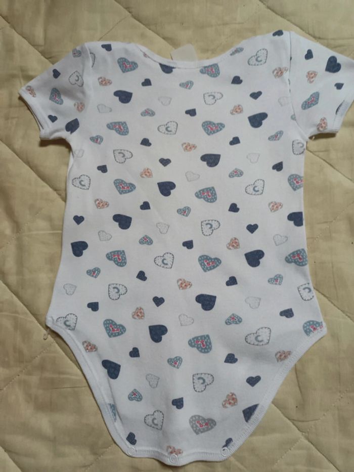 #body#6mois# - photo numéro 2