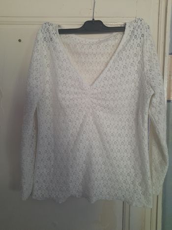 T-shirt/haut blanc en maille, marque Liberto, taille M/L