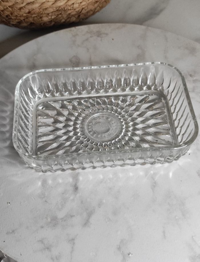 Ramequin  / beurrier en verre moulé - photo numéro 2