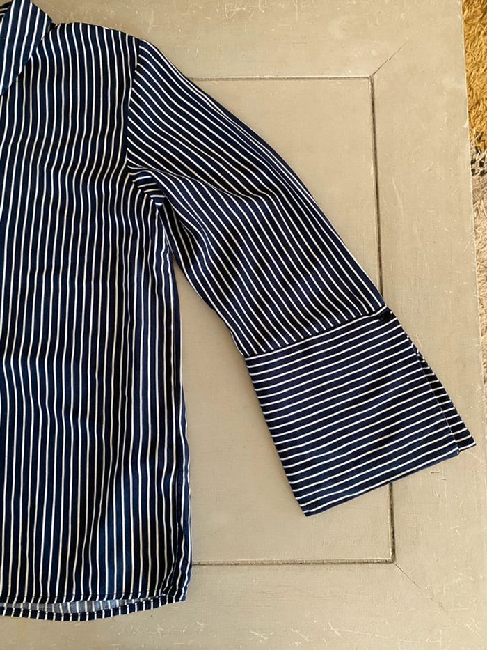 Chemise Pimkie Collection blanche et bleue marine à rayures taille M - photo numéro 10