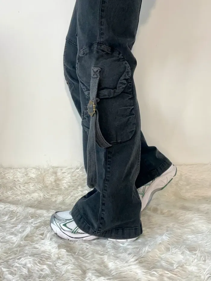 Jean y2k noir/gris à poches et sangles taille basse jambes amples années 90 2000 taille S 👖 - photo numéro 3