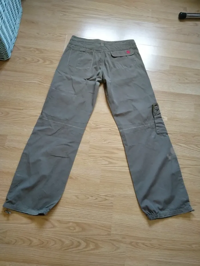 Pantalon gris. Femme. Lulu castagnette 
Taille 40 - photo numéro 7