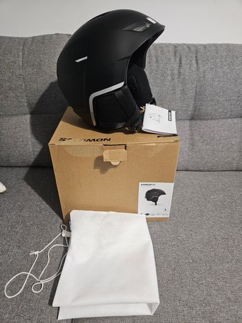 Casque de ski salomon neuf avec étiquettes Taille L