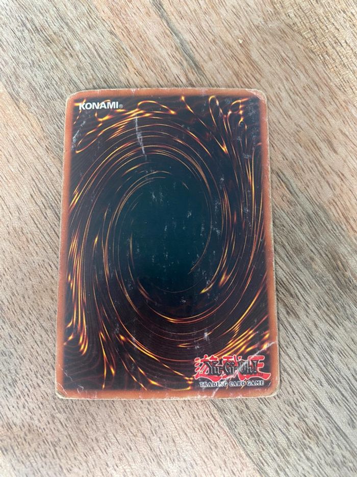 Carte Yu-Gi-Oh! Man-Eater Bug SDP-015 1996 - photo numéro 2