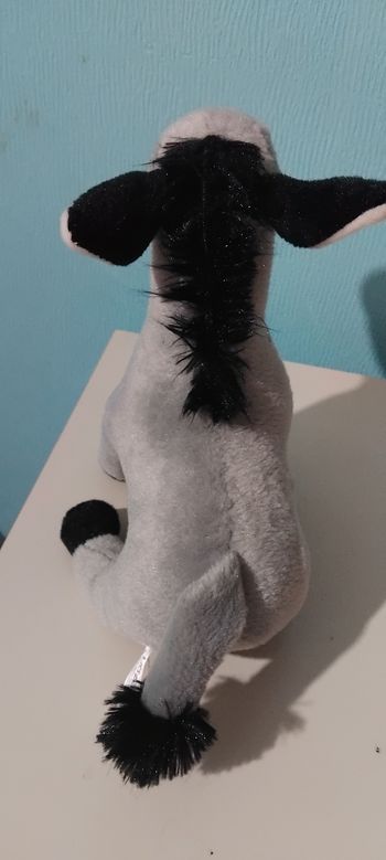 Donne anne peluche a venir chercher sur place