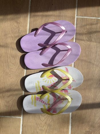 Tong / claquettes taille 33