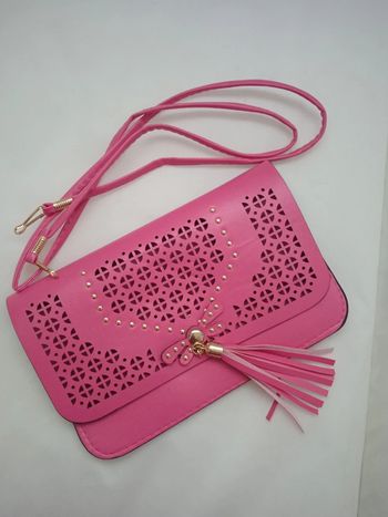 Sac à main pochette femme rose