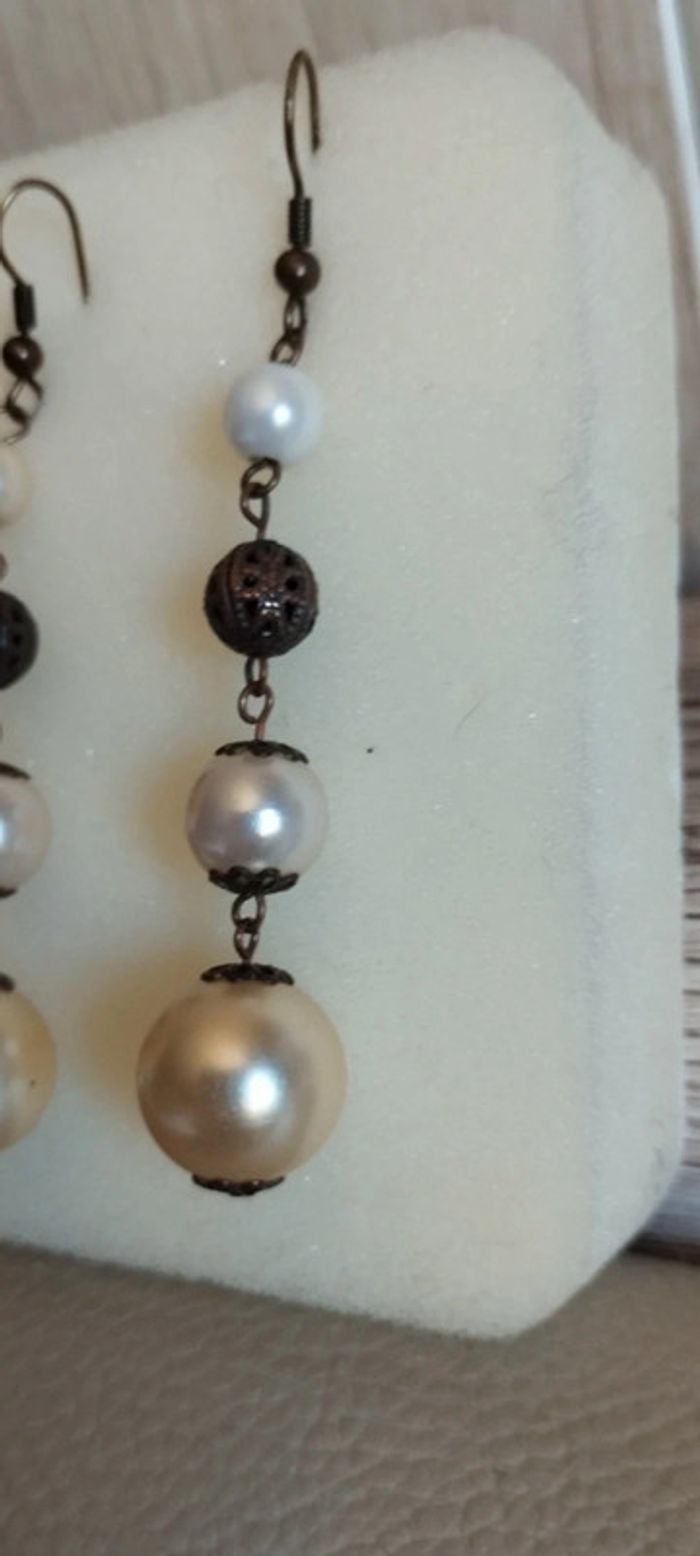 Boucles d'oreilles pendantes. - photo numéro 3