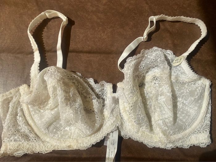Soutien gorge neuf avec étiquette - Like all women - 95 E