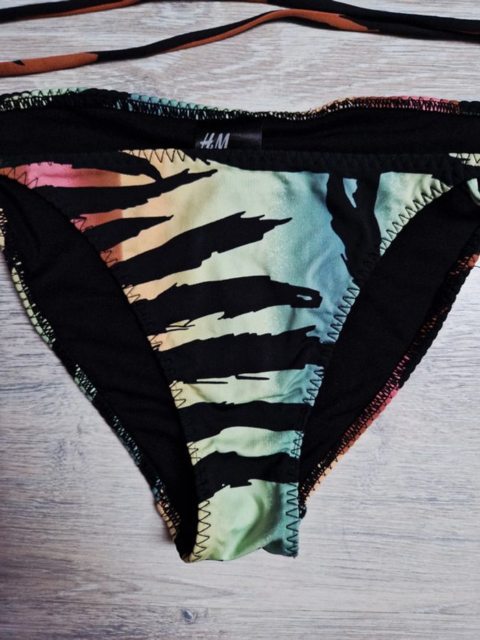 Maillot de bain bikini 2 pièces H&M haut en triangle rembourré 34 et bas en 36 - photo numéro 2