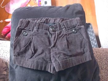 Short zara taille 18/24mois 86cm