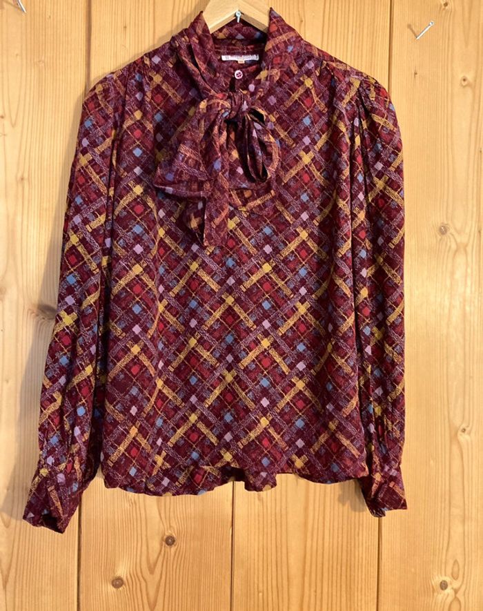 Blouse lavallière en soie st Laurent années 70
