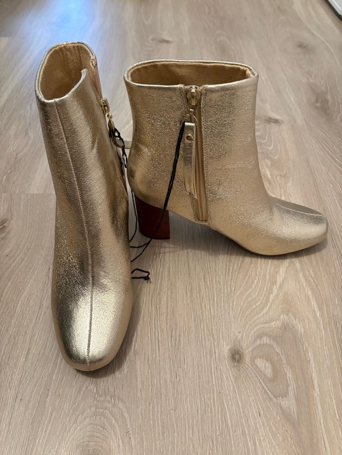 Bottines dorées à talons - photo numéro 2