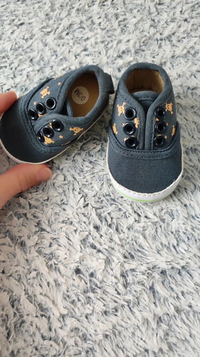 Lot Chaussures 0/3 mois - photo numéro 2